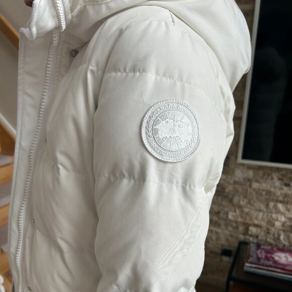 White Shelburne Canada Goose Parka - Medium - New With Tags - Picture 2 of 6